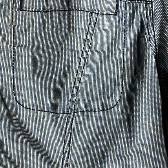 Cabi Stripped Jean Jacket. Size L - Picture 5 of 5